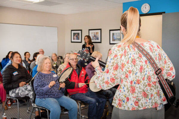 Centros de cuidado diurno para adultos con demencia